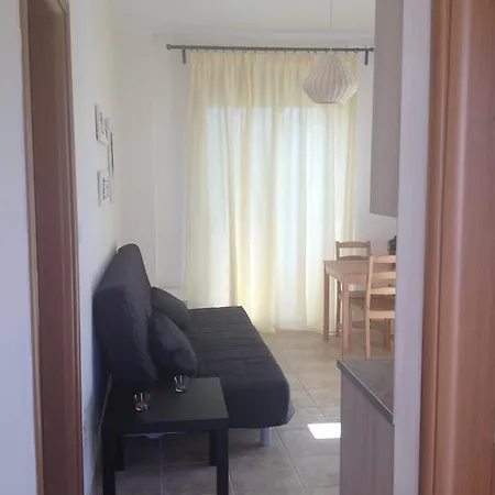 Diamond Apartament Almiropótamos
